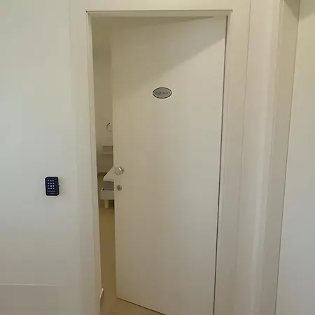 Bed & Breakfast Al Mare Fuori 3*