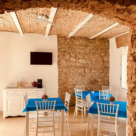 Al Mare Fuori Bed & Breakfast 3*