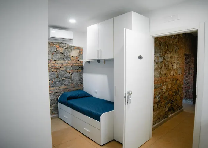 Alojamento de Acomodação e Pequeno-almoço Al Mare Fuori