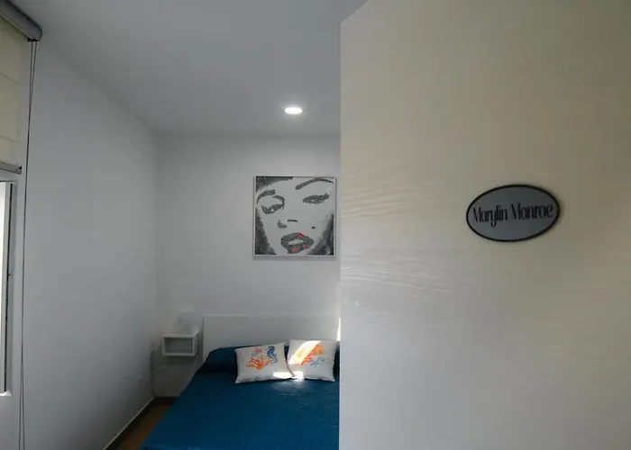 Alojamento de Acomodação e Pequeno-almoço Al Mare Fuori Calopezzati