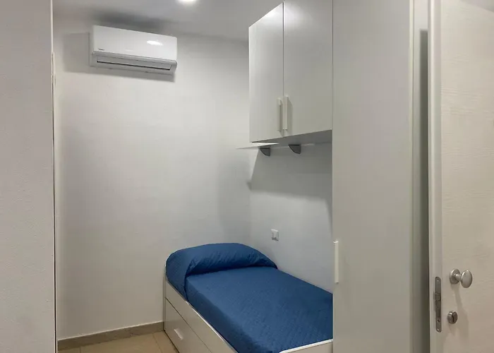 Alojamento de Acomodação e Pequeno-almoço Al Mare Fuori