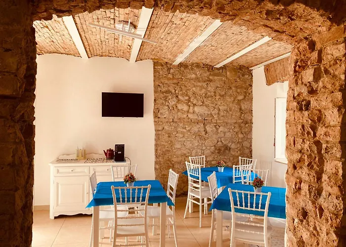 Al Mare Fuori Alojamento de Acomodação e Pequeno-almoço 3*